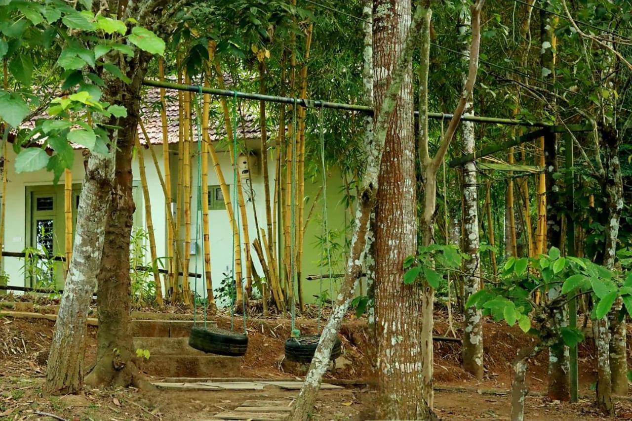 Ayurnest Pool Resort Wayanad Batheri ภายนอก รูปภาพ