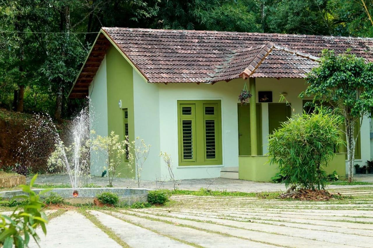 Ayurnest Pool Resort Wayanad Batheri ภายนอก รูปภาพ